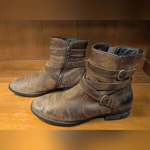 Born Women's D76252 Clyne Leather Moto Boots Size 9 Medium Distressed Brown